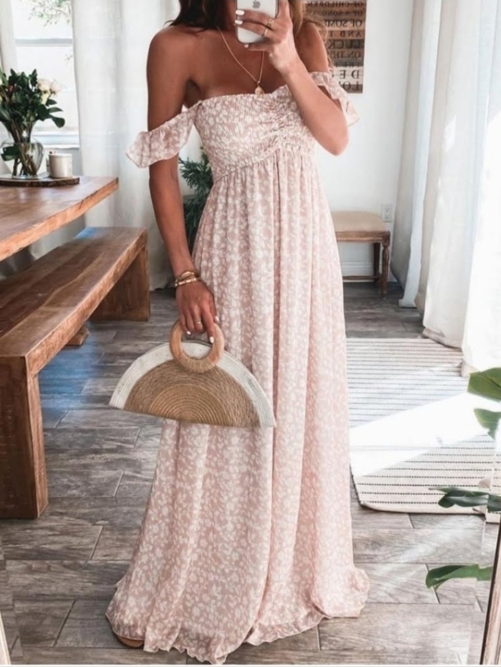 Elegant Floral Maxi Dress in Soft Pink